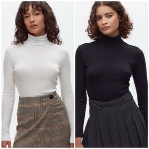 KOTN Women’s Fitted Turtleneck Bundle Size L